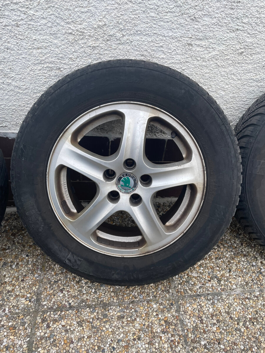 Kolesá 5x100 s celoroč. pneu 195/65 R15 zo Škoda Octavia I - 4