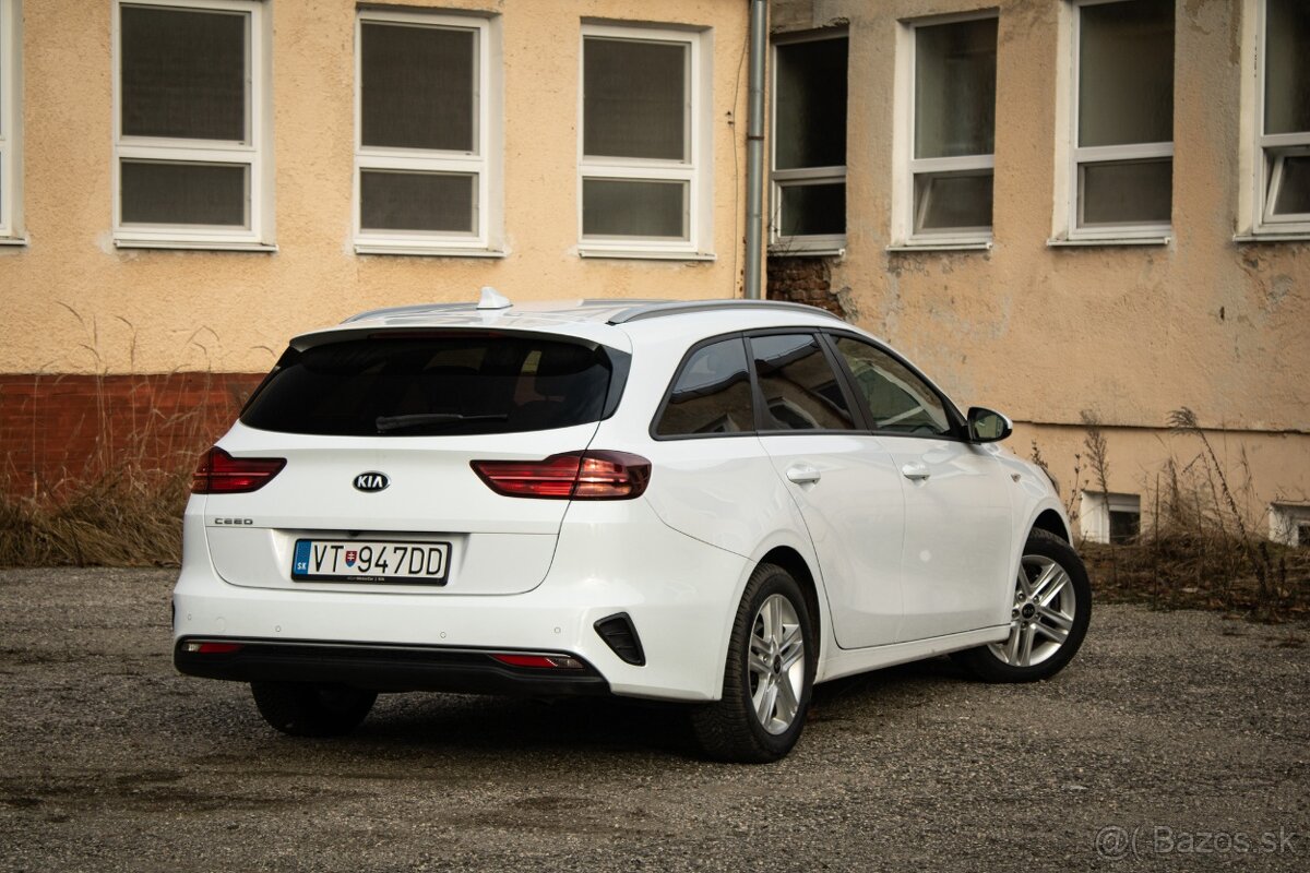 Kia Ceed SW 1.5 T-GDi Silver / V záruke do 03.2028 / - 4