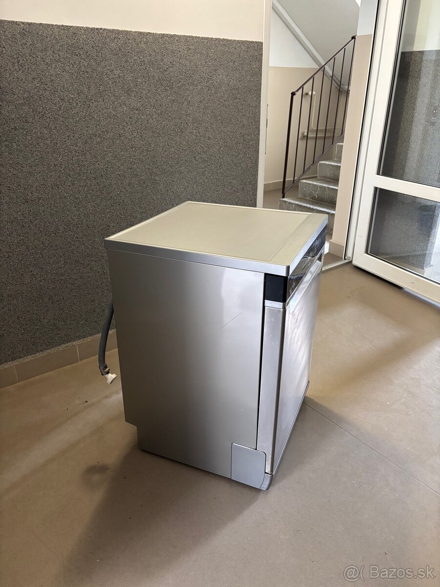 Umývačka riadu Whirlpool WFC 3C26 PF X - 4