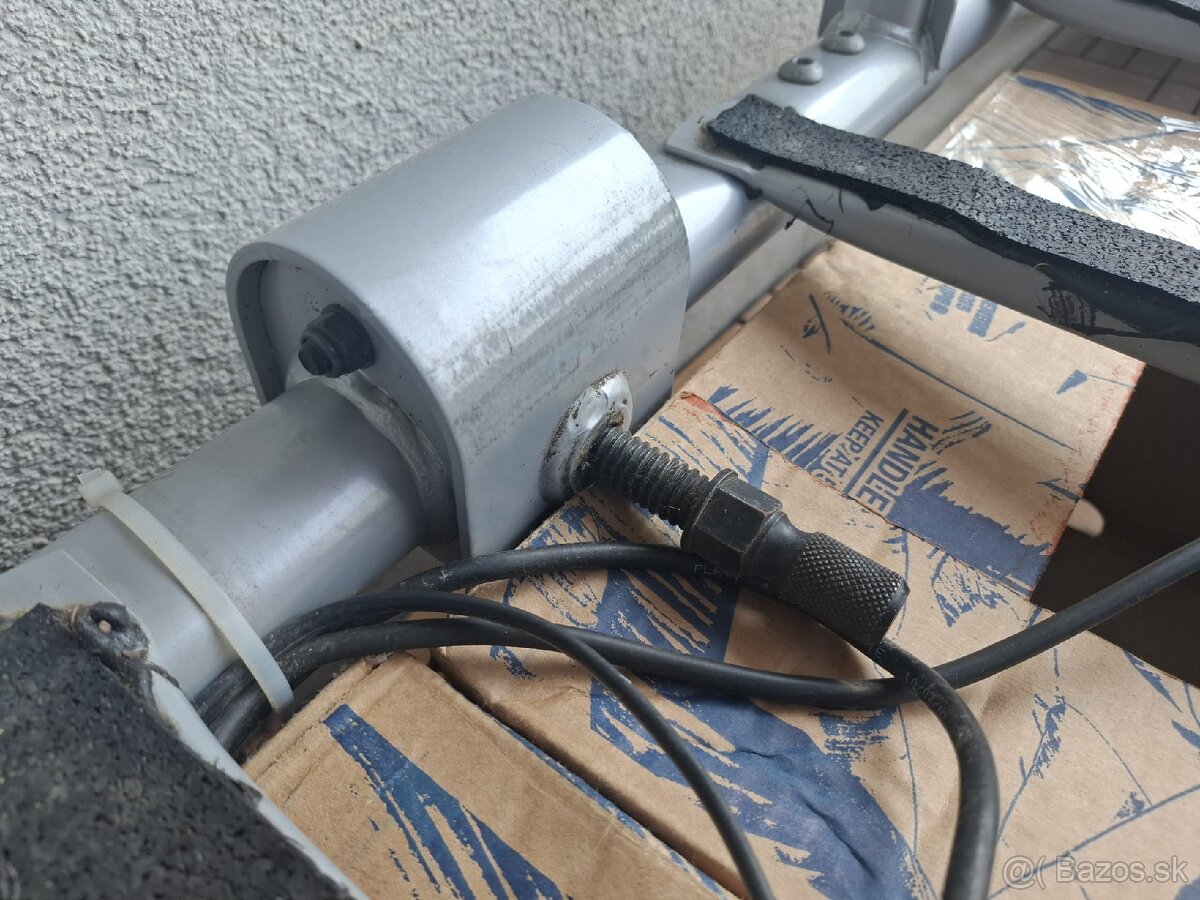 Thule EasyBase 949 – nosič na hak / báza pod box / bicykle - 4