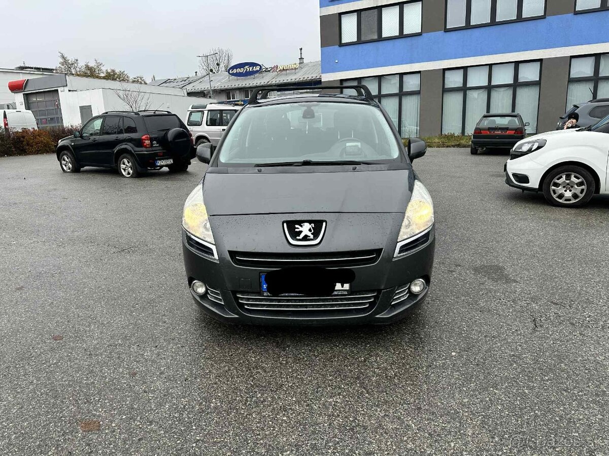 Peugeot 5008 2.0 Hdi 110 KW ,7 miest - 4