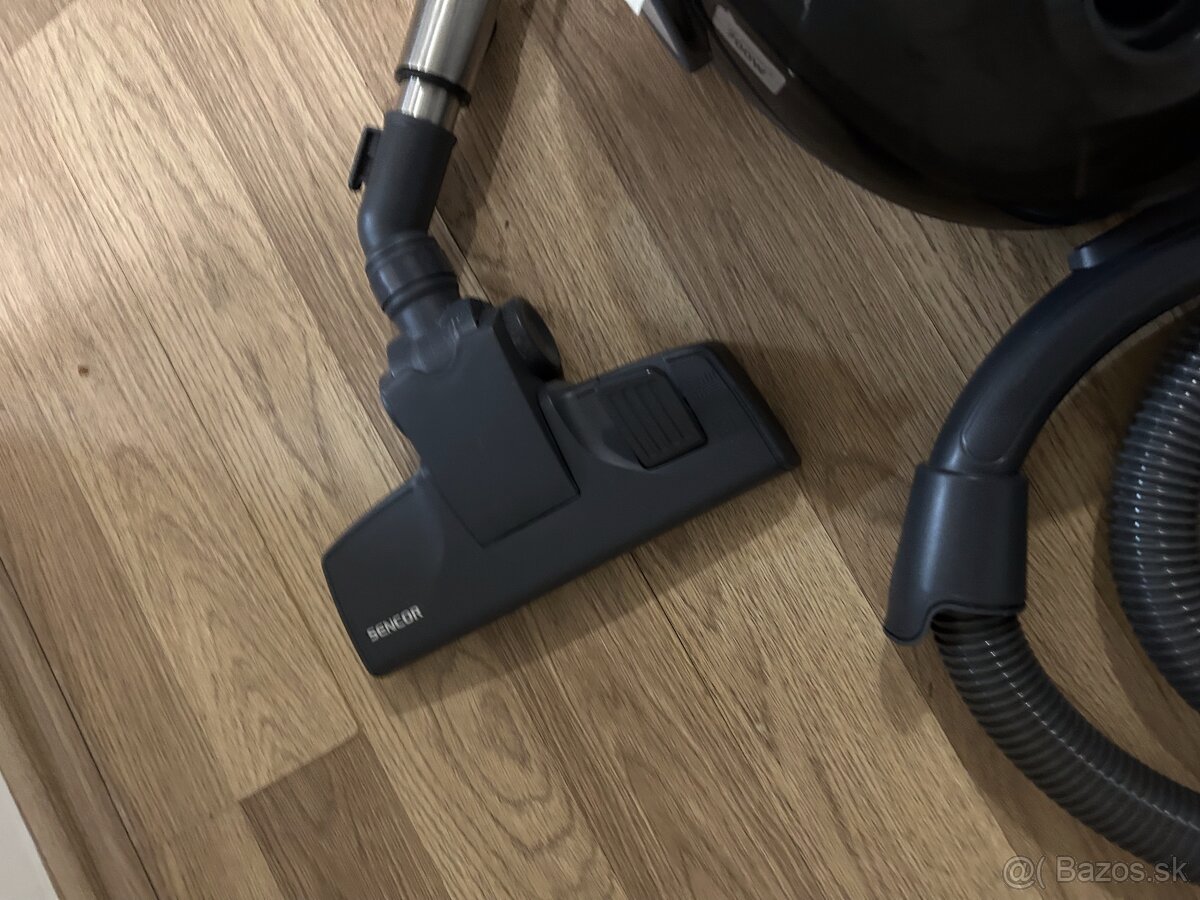 Vysávač Sencor - 4