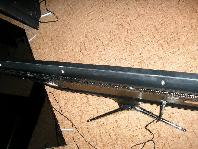 Predam LED televizor - 4