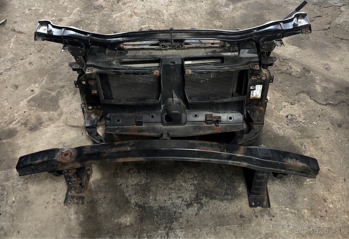 Predám chladičovu stenu bmw e90/91 - 4