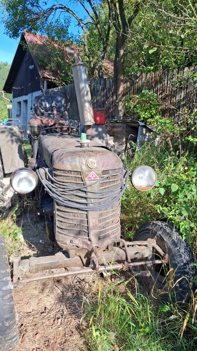 Predám ZETOR 25, funkčný s príslušenstvom - 4