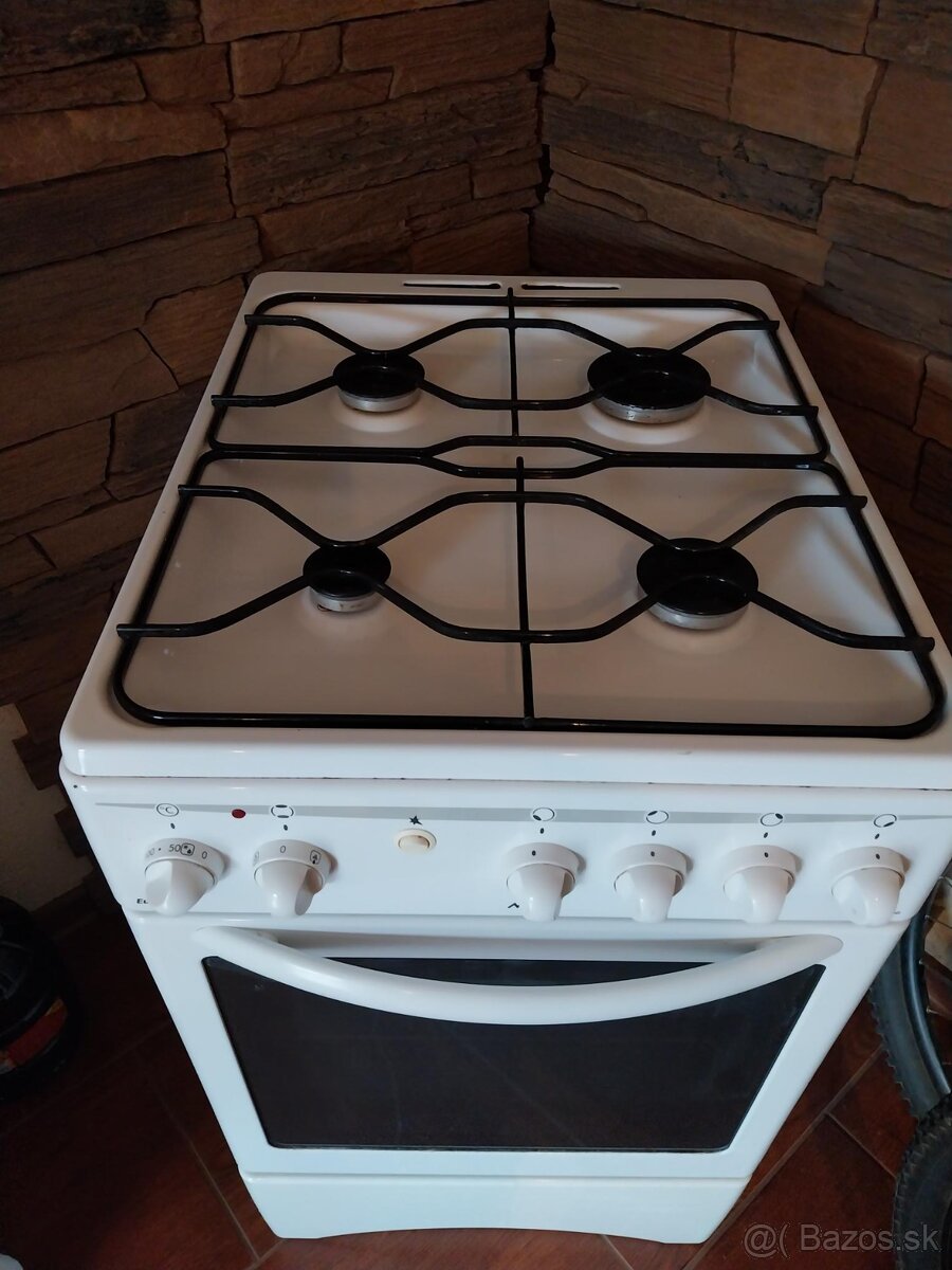 Predám sporák MORA EUROLINE 2460 - 4