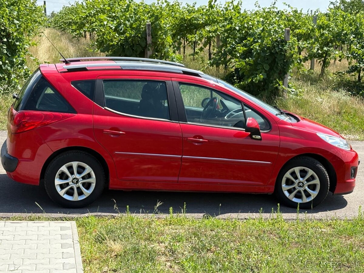 Peugeot 207 1,4 i - 4