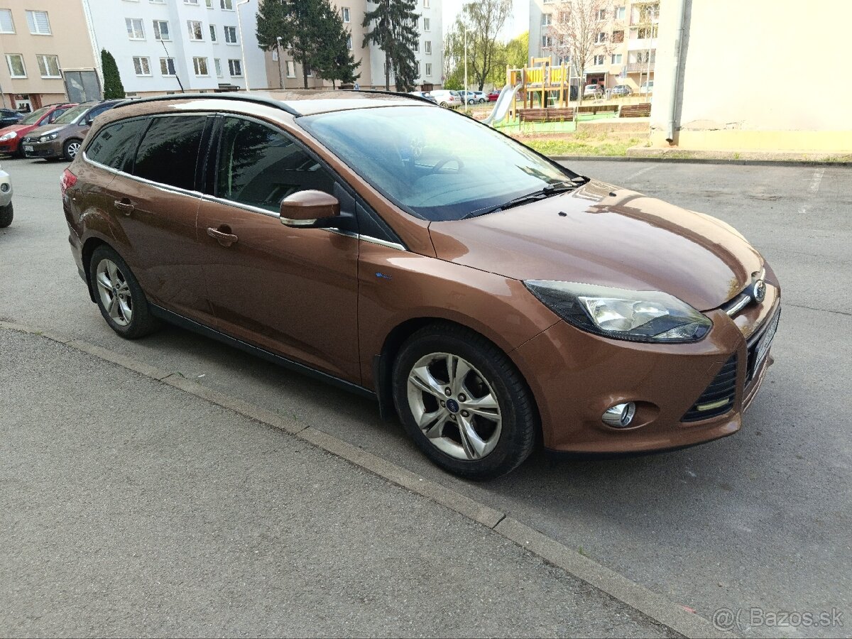 Ford FOCUS 1.0 EcoBoost - 4