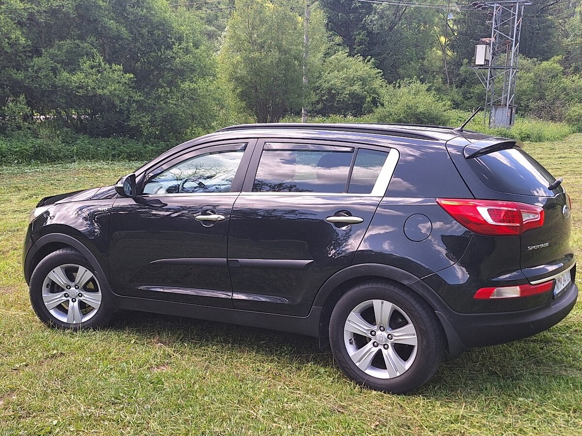 KIA SPORTAGE 2.0 CRDI 4x4 100 kw A/T automat - 4
