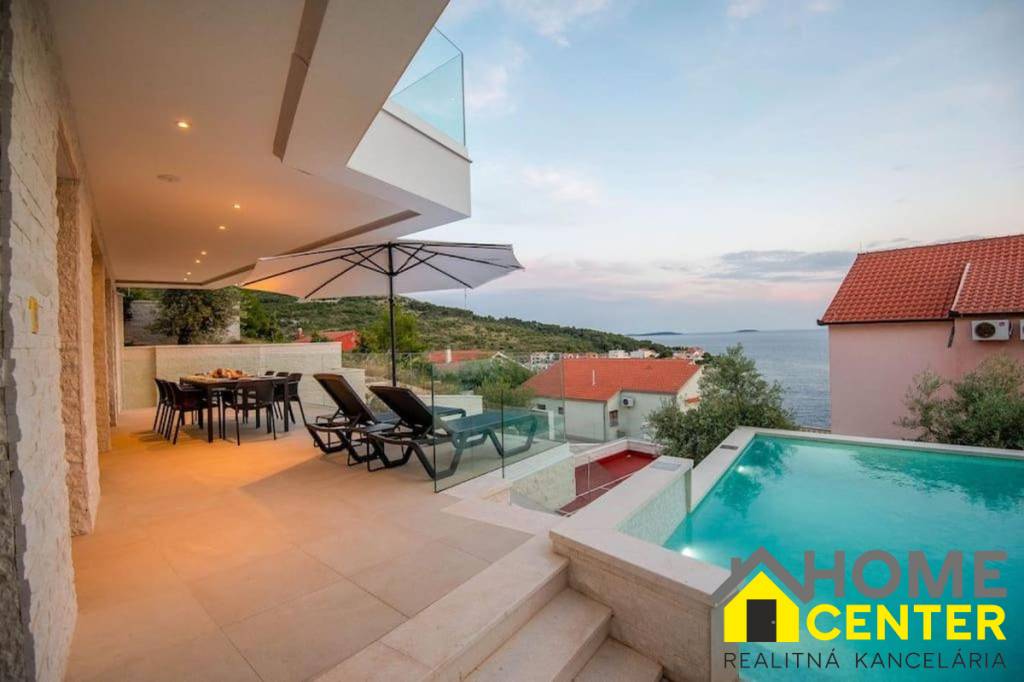 Moderná vila / 256 m2/ s bazénom a výhľadom na more, Primošt - 4