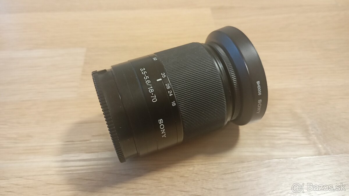 Sony DT 18-70mm f/3.5-5.6 - 4