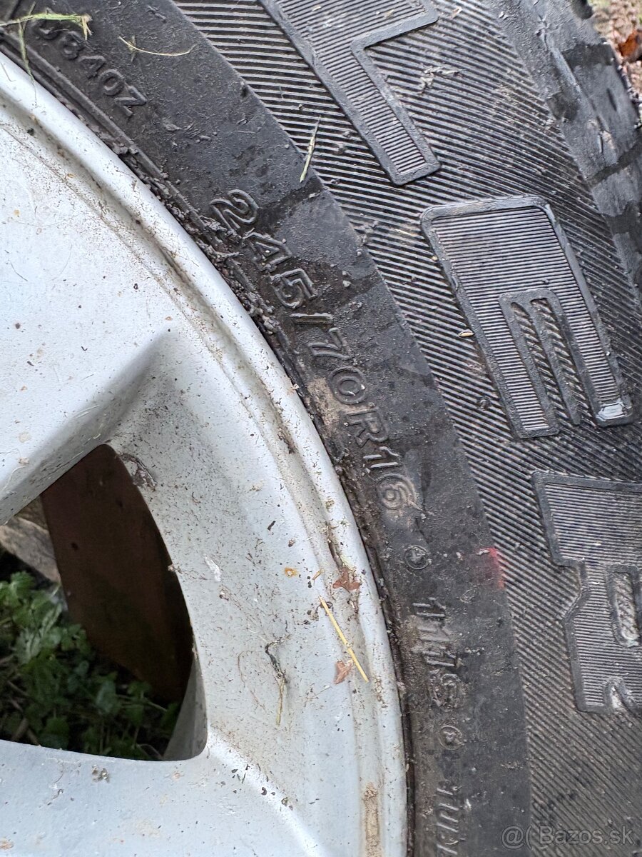 NISSAN PATHFINDER R51 - 4