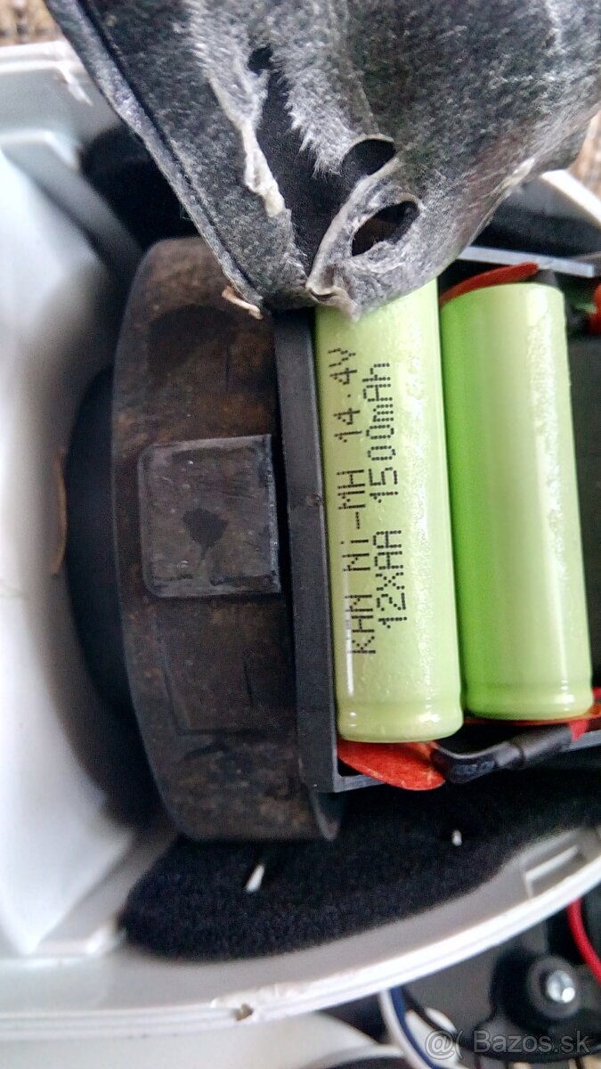 Predám tyčový vysávač ETA Moneto - 4