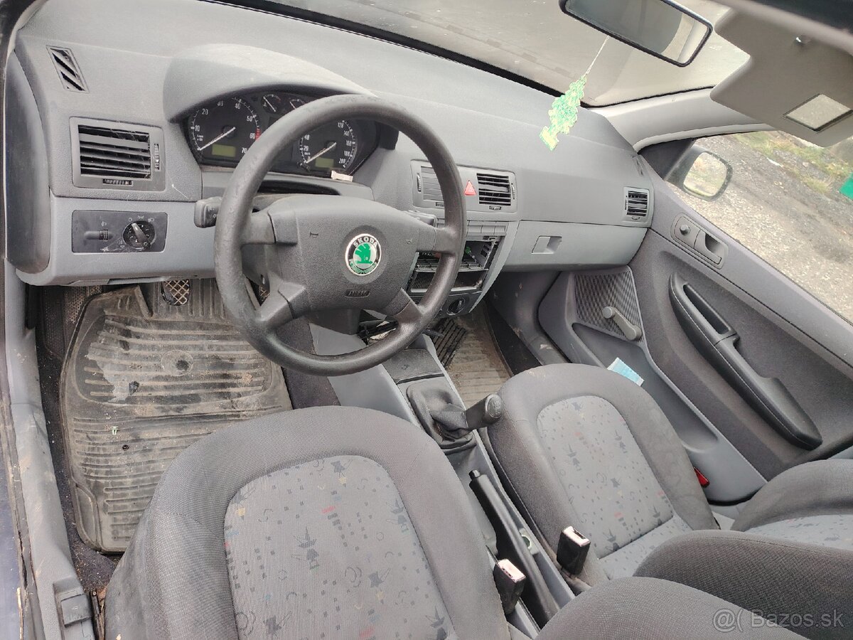 Rozpredám Fabia 1. 4mpi - 4