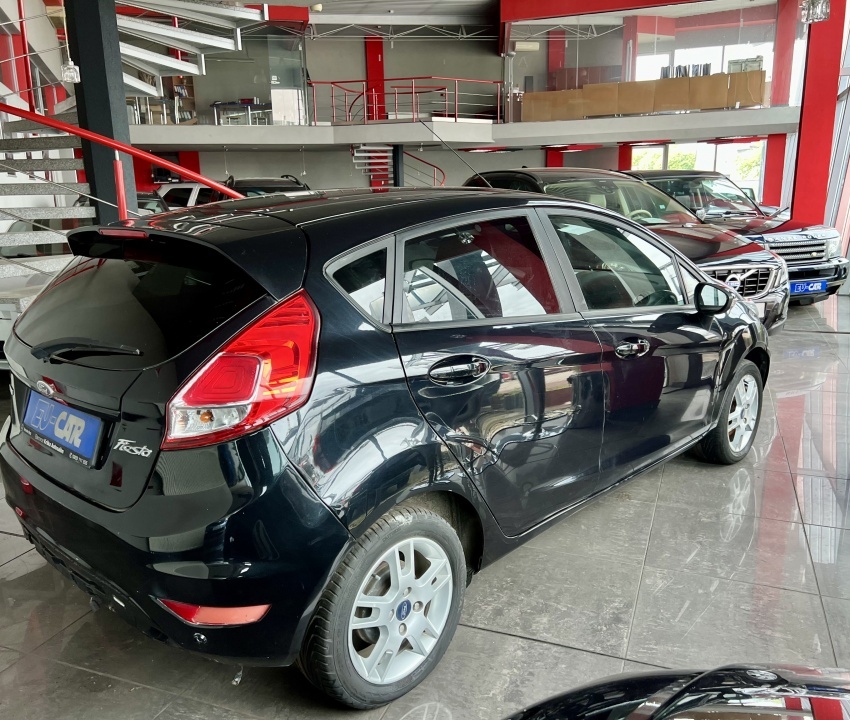 Ford Fiesta 1.0 EcoBoost Ti-VCT Trend SK ŠPZ - 4