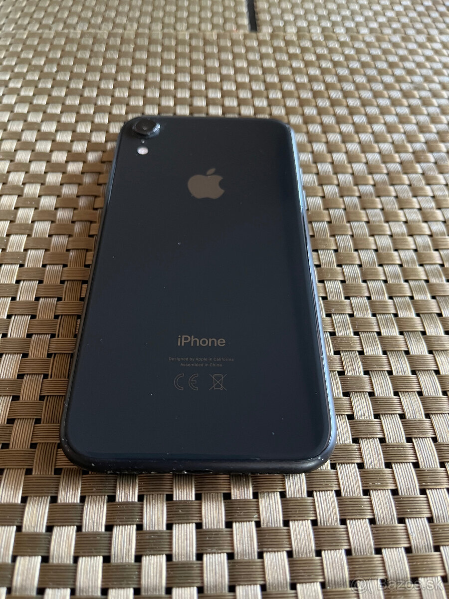 iPhone XR - 4
