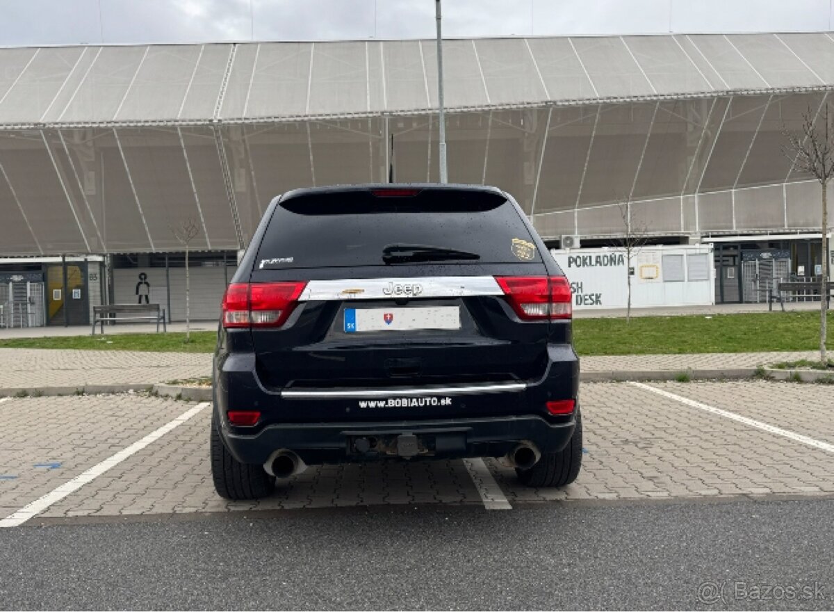 Jeep Grand Cherokee 5.7 HEMI - 4