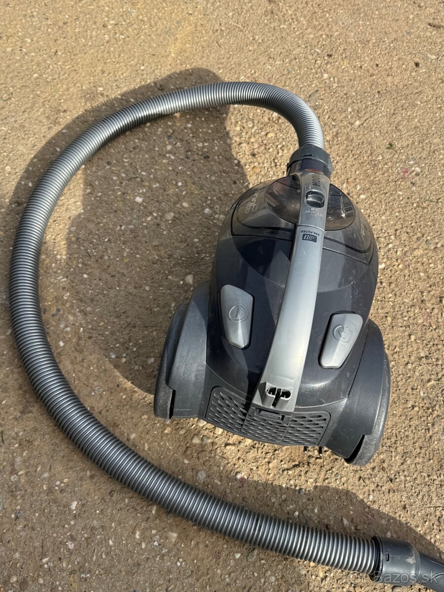 Predám používaný vysávač HOOVER - 4