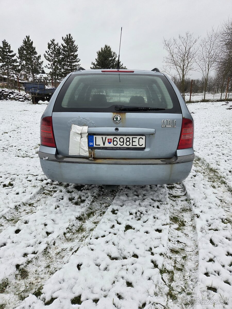 Śkoda Octávia - 4