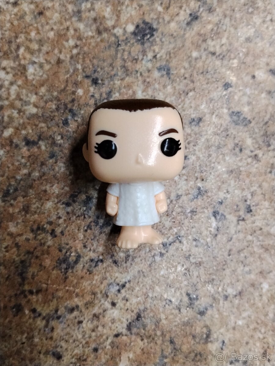 Kinder joy stranger things figurky - 4