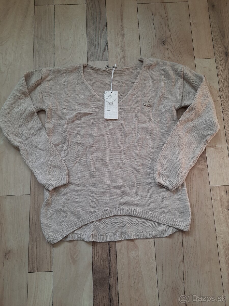 Pulover s brosnou vcielka - 4