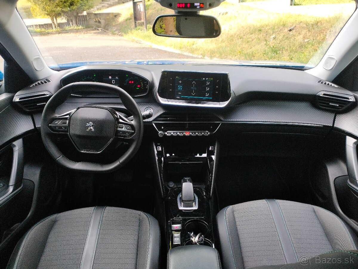 Elektromobil Peugeot e 2008.Allure vybava - 4