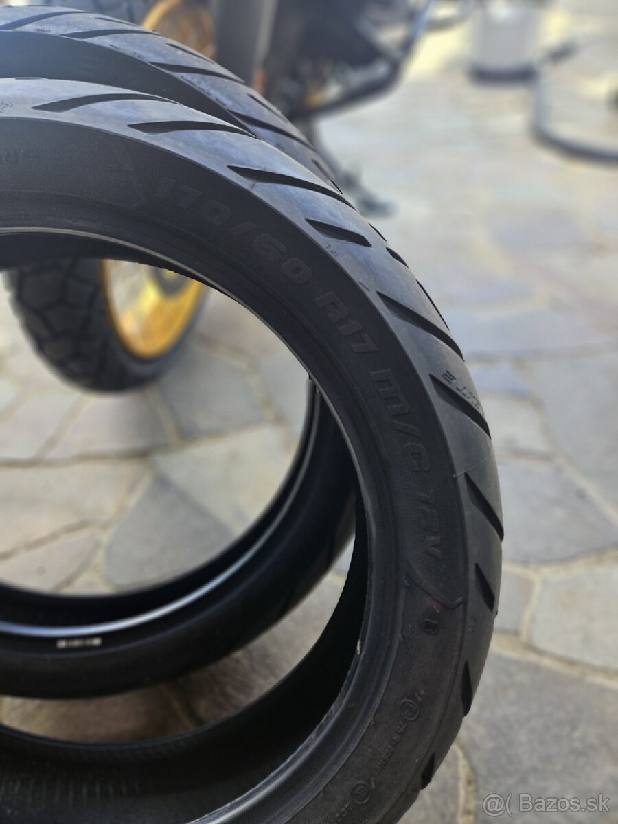 Predam gumy ma bmw gs 1000km najazdene