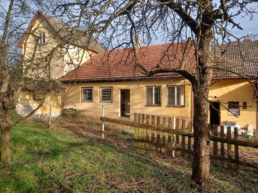 Dom so záhradou u Zlína a Luhačovíc - 4