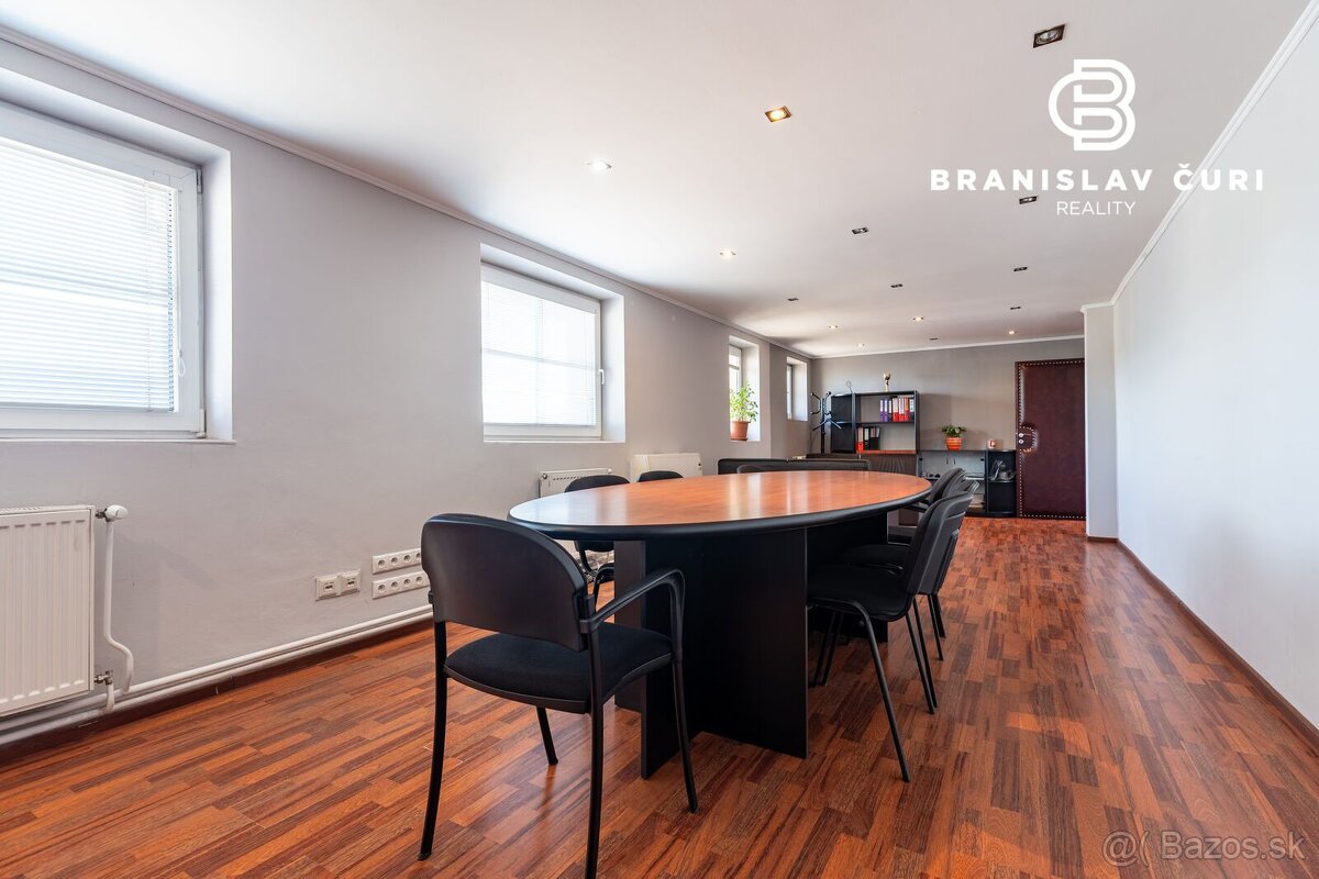 NA PREDAJ PODNIKATEĽSKÝ AREÁL V BARCI - 4