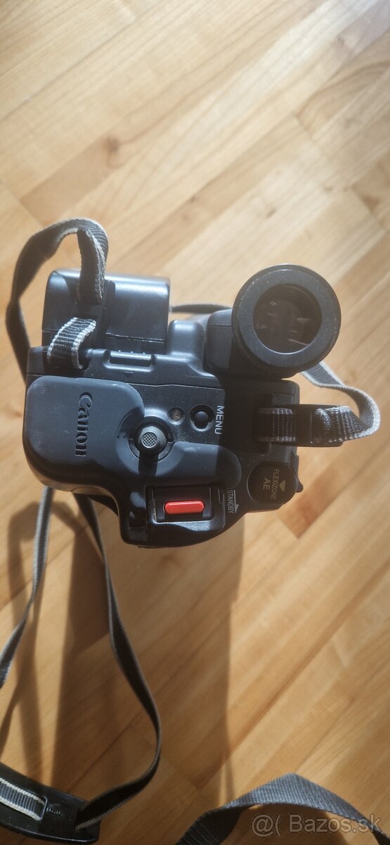 Analógová 8mm videokamera Canon UC900 - 4