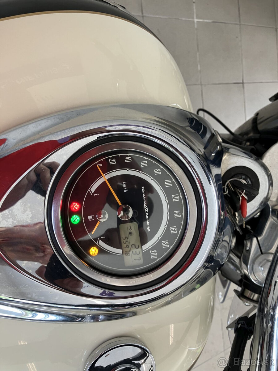 Triumph Rocket 3 Touring - 4