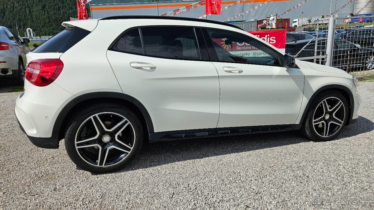 Mercedes Benz GLA 220 CDI 4MATIC - 4