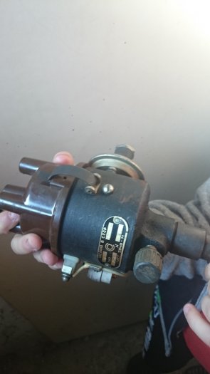 Rozdelovač VOLGA GAZ 24 - 4