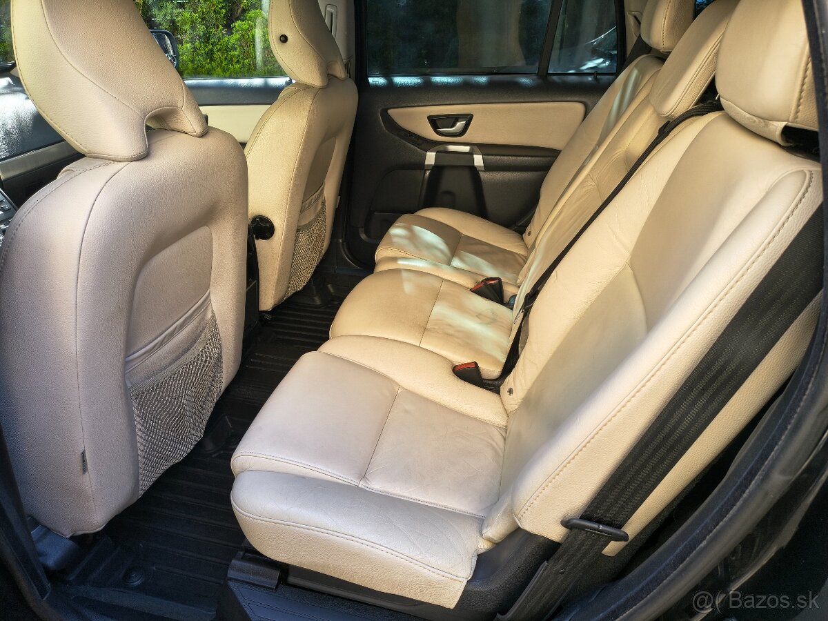 Volvo XC90 D5 - 4