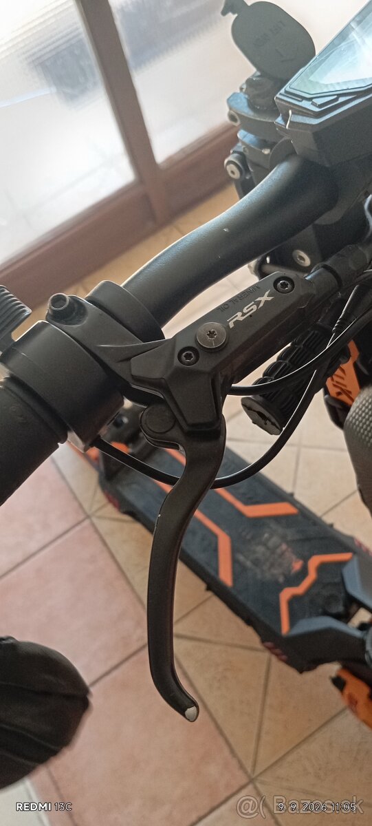 Predám Kukirin G3pro bez baterie - 4