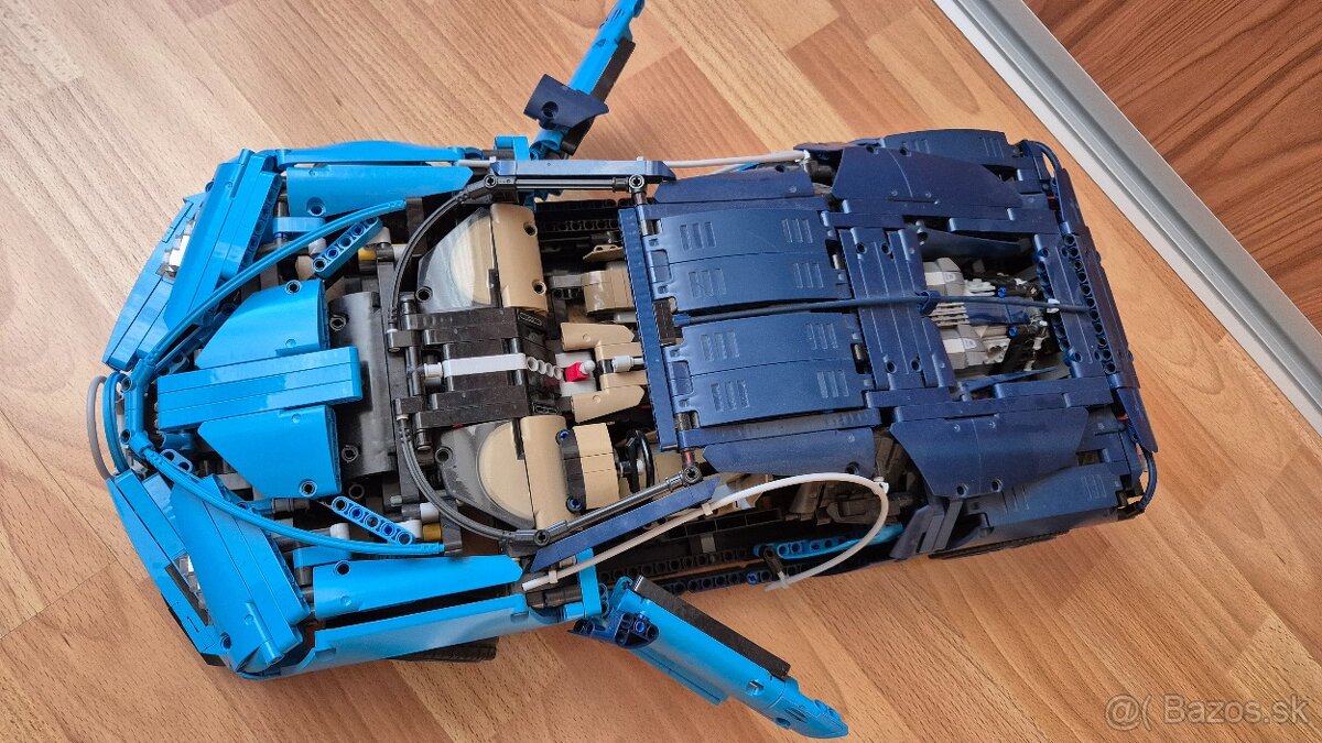 Lego 42083 Bugatti Chiron - 4