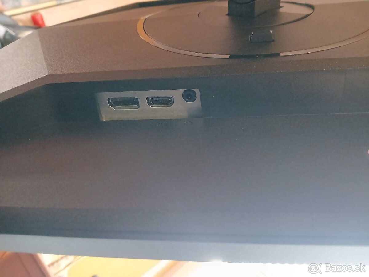 Predám 27" 2K herný monitor – IPS, 180Hz, 0,5ms AOC - 4