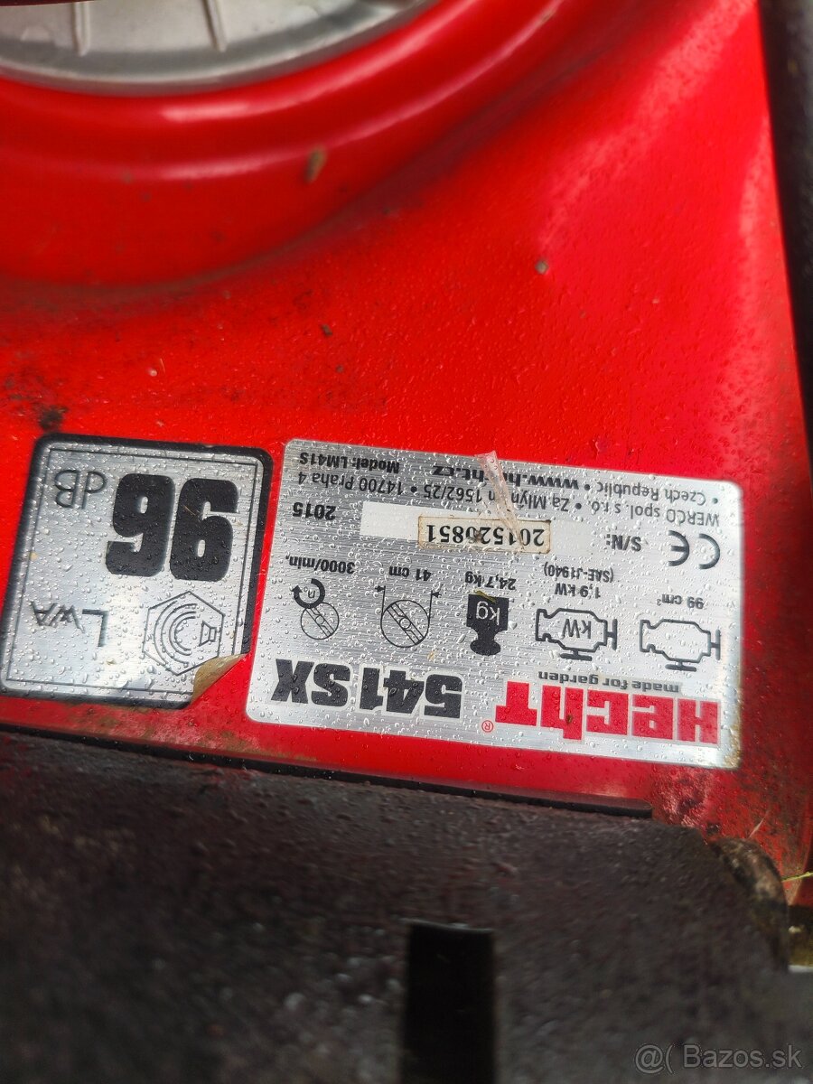 Kosačka Hecht s pojazdom - 4