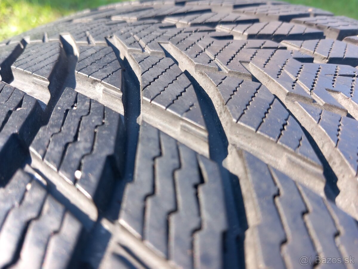 245/45 r18 zimne pneumatiky nokian - 4
