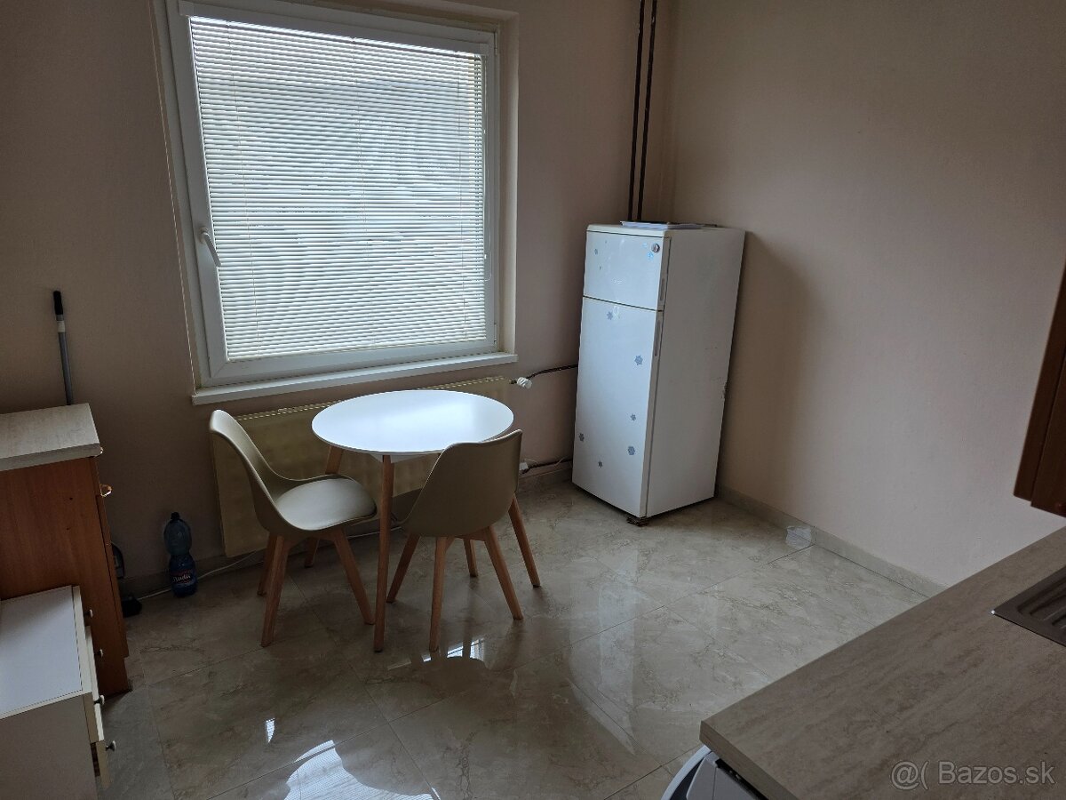 1izb byt dlhodobo - 4