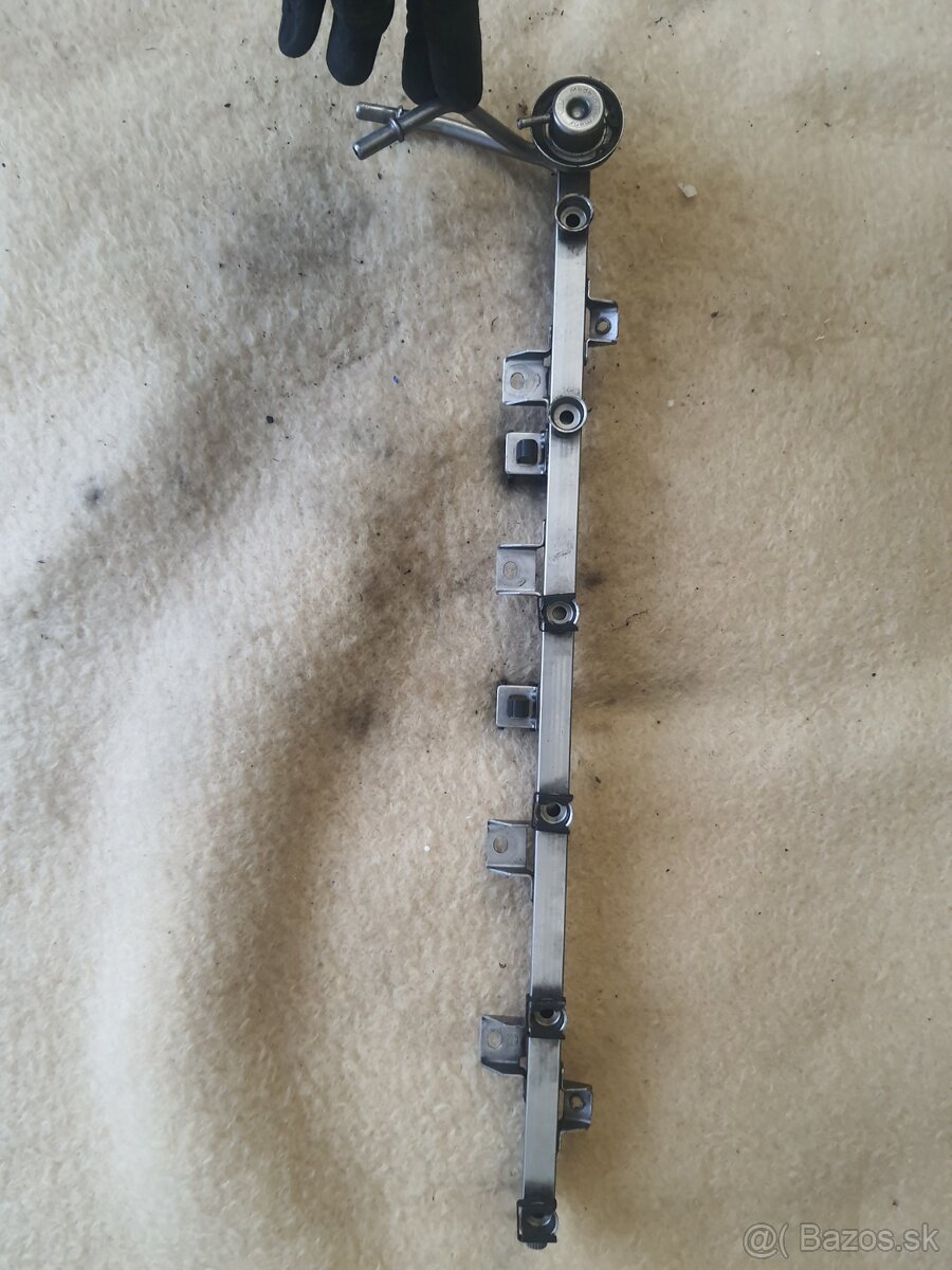 Vstrekovacia rampa E39 523i - 2ks - 4