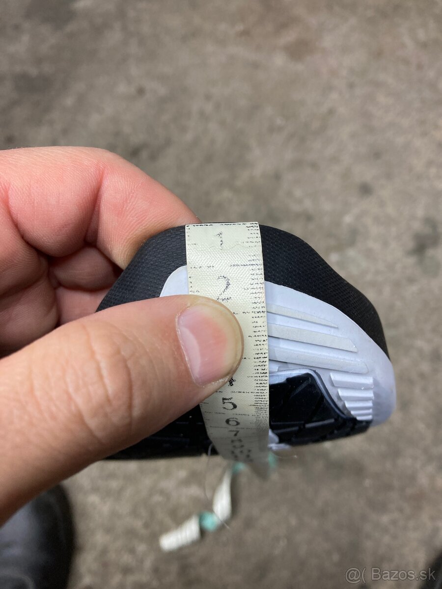 Podrazky na cizmy forma pilot - 4