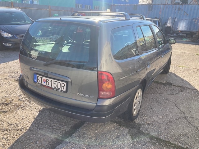 Renault Megane I - 4