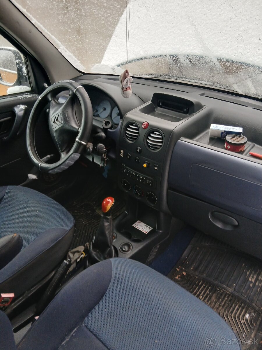 Citroën Berlingo 1,6 benzín - 4