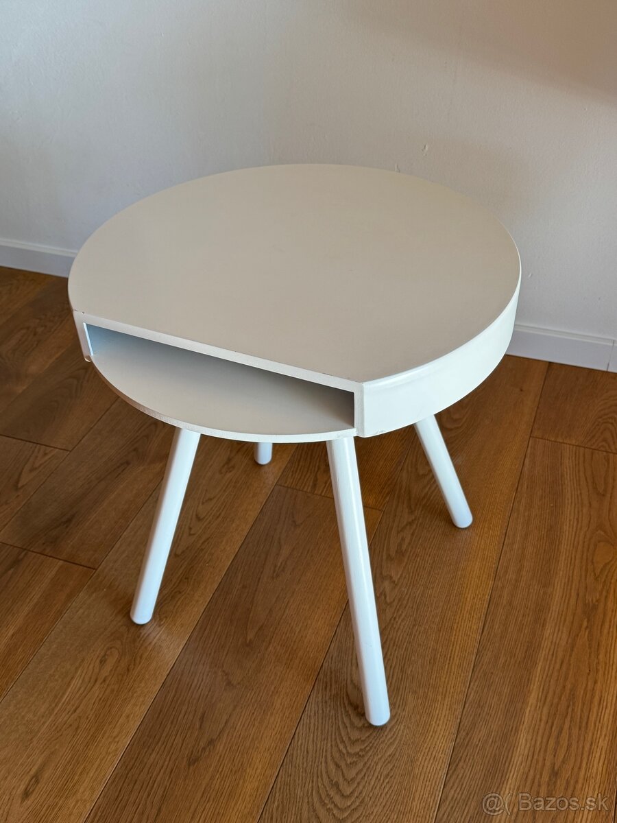 Odkladací stolík - 4