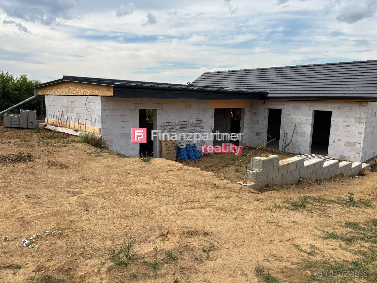 4i novostavba RD, holodom v dedinke Merašice, Hlohovec - 4