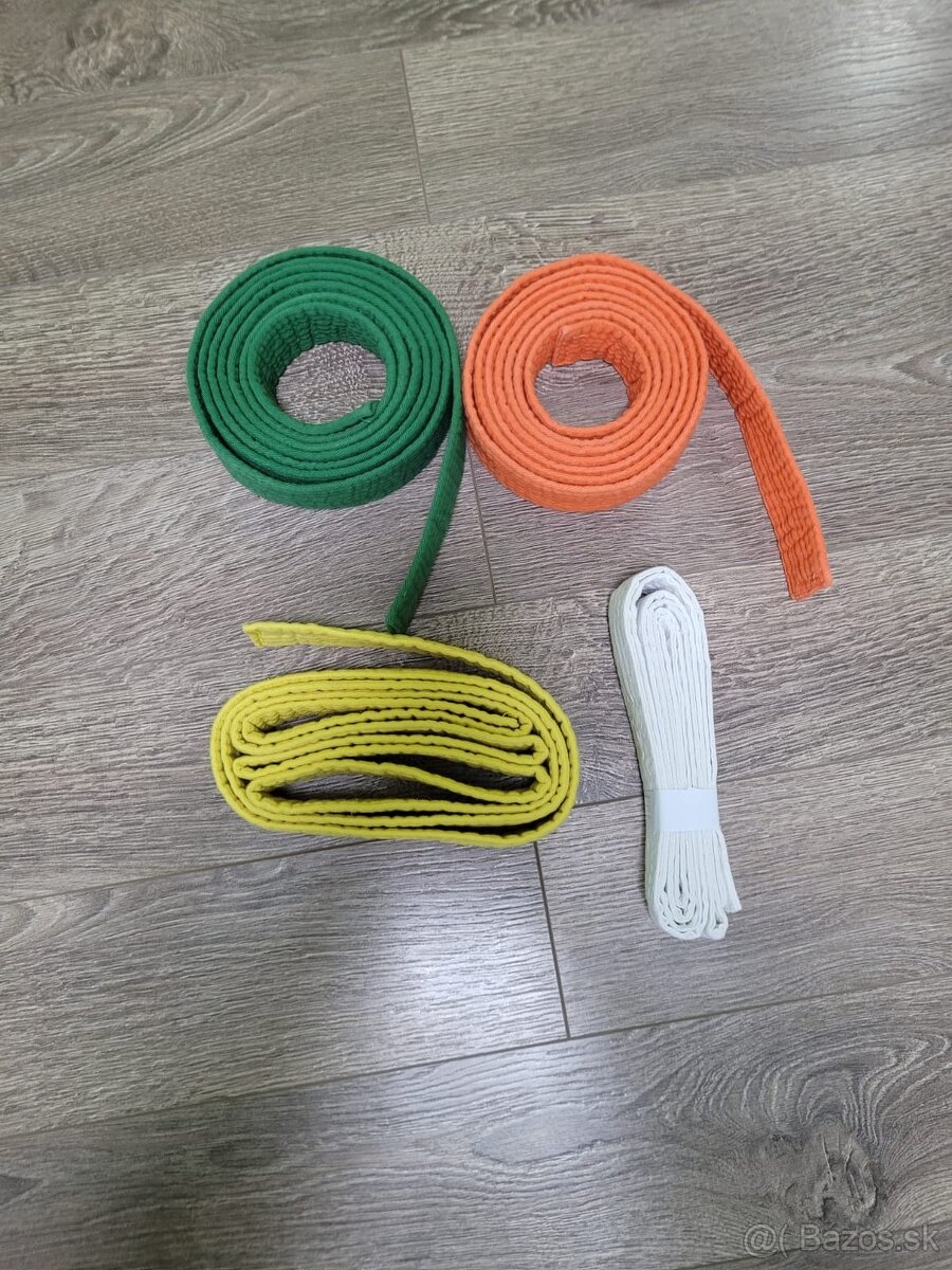 Pomôcky na KARATE - 4