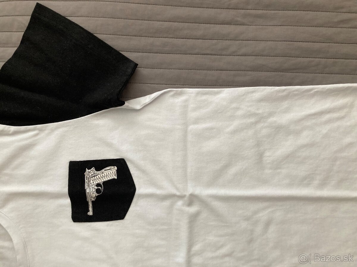 Predam tricko Paraballum P08 a Walther P38 - 4