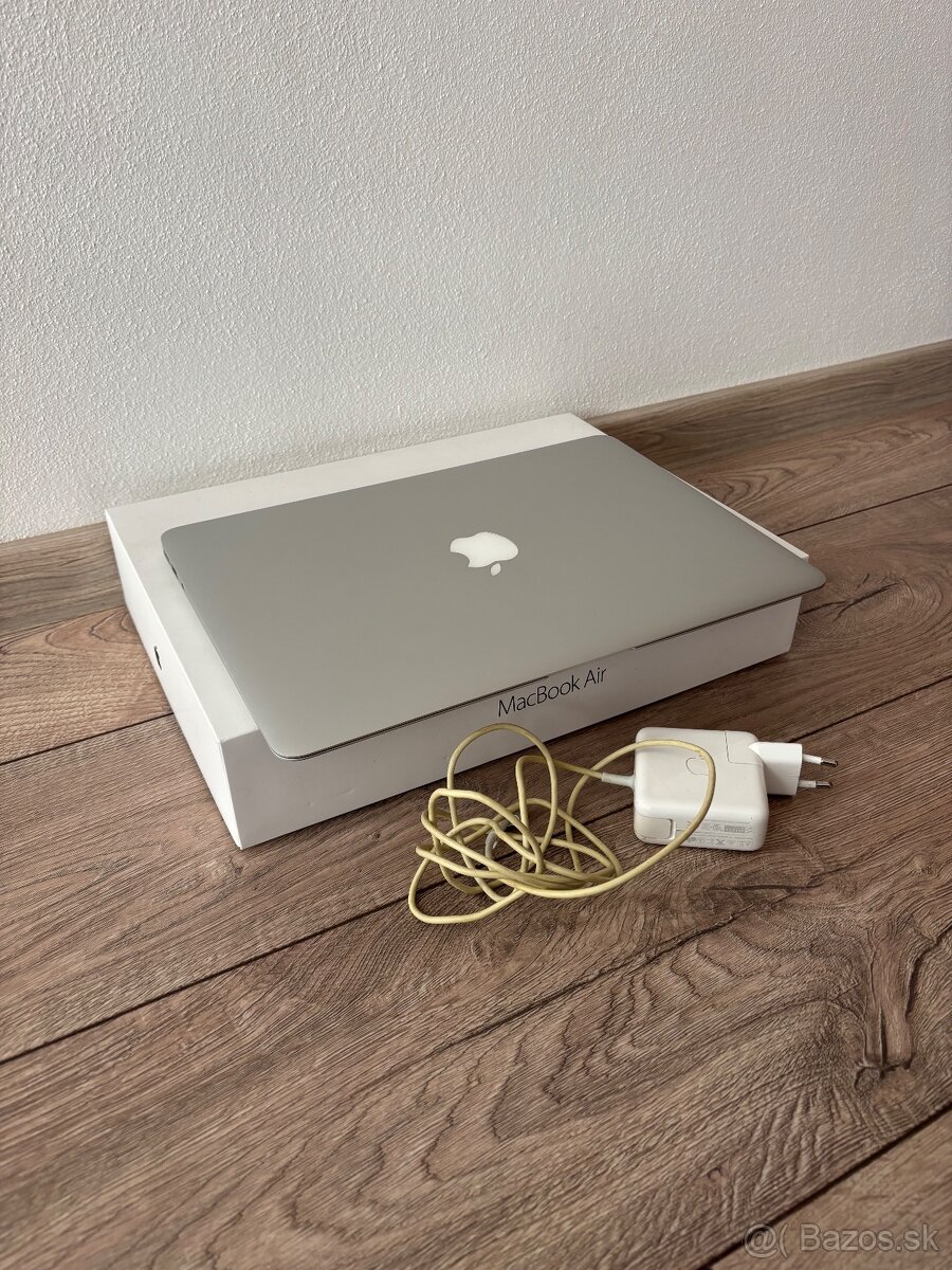 Apple MacBook Air 2015 13” 128gb/8gb - 4