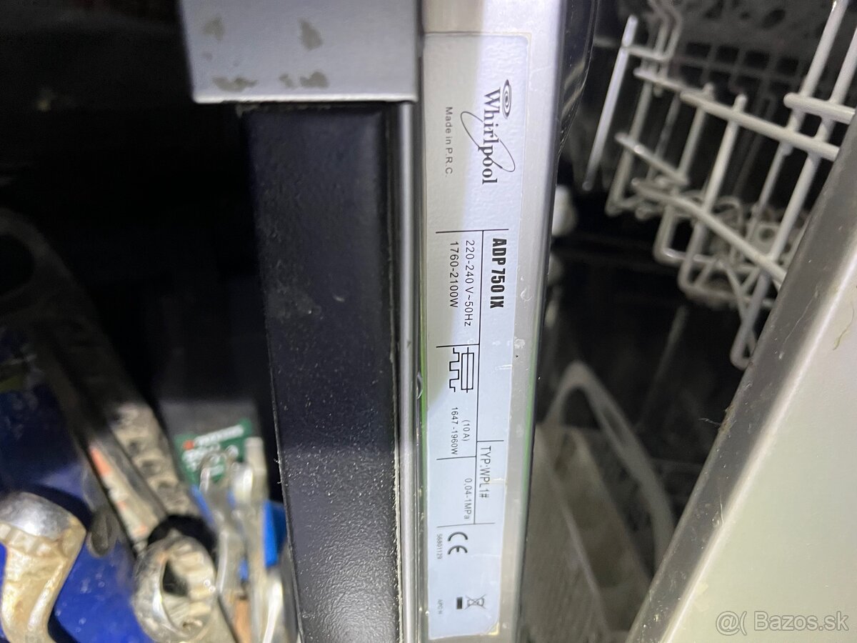 Vstavaná umývačka riadu Whirlpool - 4